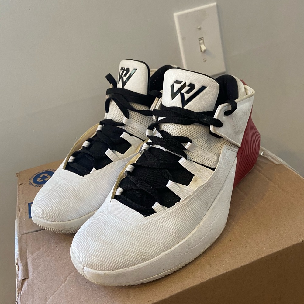 Jordan Why Not Zer0.1